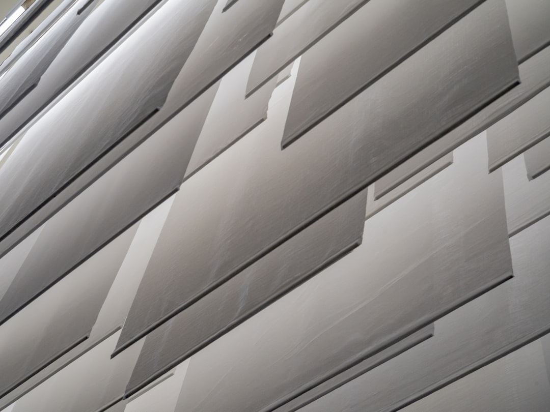 siding nail pattern installation loose